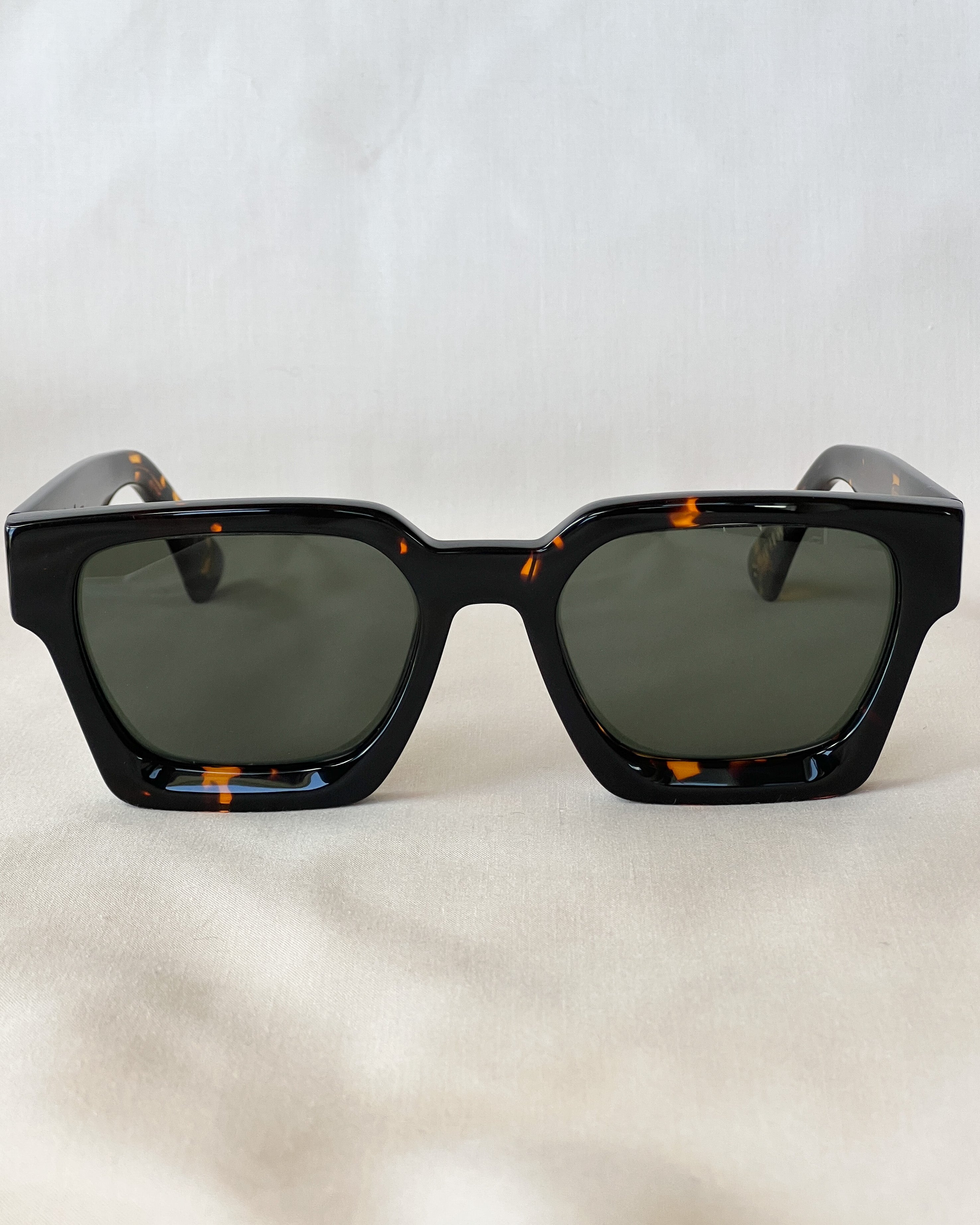 LOUIS VUITTON Acetate 1.1 Millionaires Z1326W Sunglasses Grey